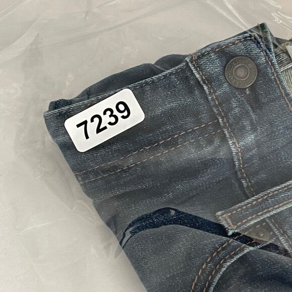 Levi's Relaxed Fit Denim Jean Shorts Women's Size 32 Medium Blue Wash Stretchy - Picture 8 of 8